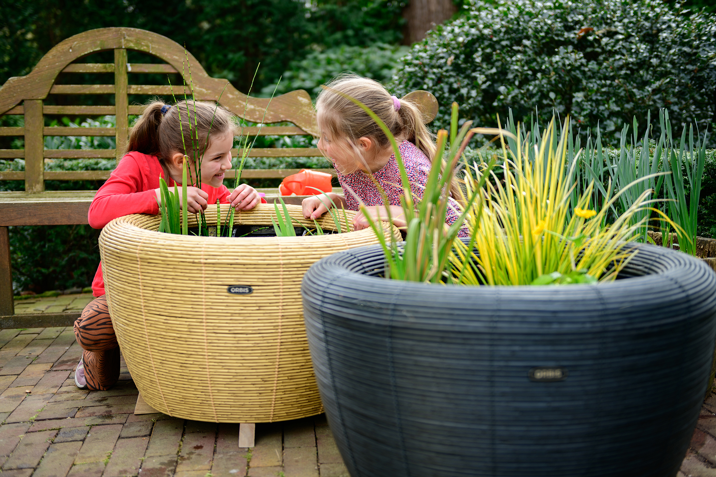 Velda bindt vijverfanaten met  QR Code powered by GS1 - Orbis Terras 2X Kids Play Water Close 04