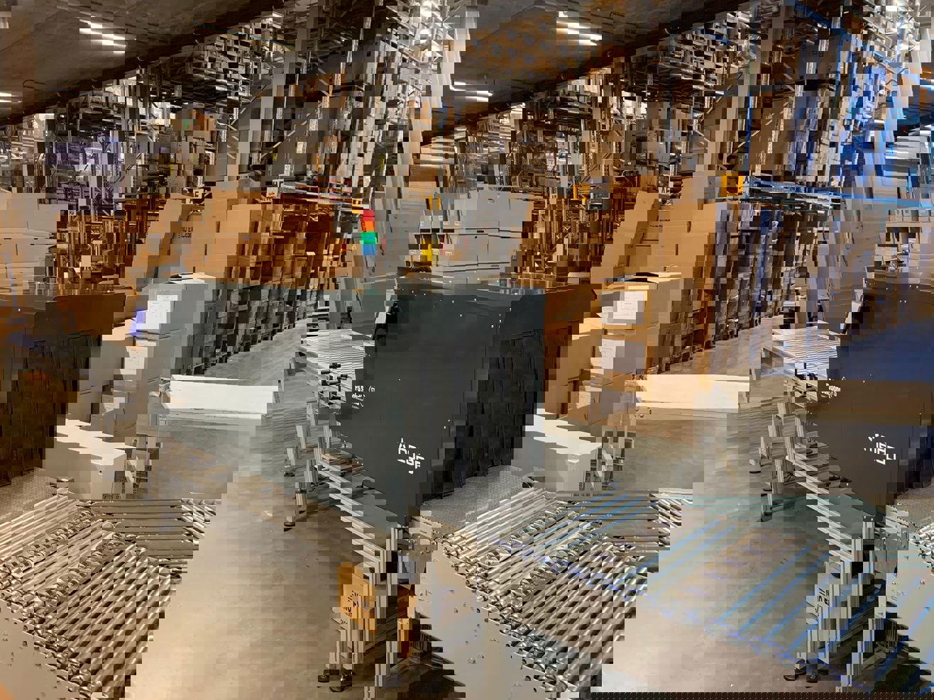 No Excess: ‘RFID zorgt voor een gigantische tijdsbesparing’ - No Excess: ‘RFID zorgt voor een gigantische tijdsbesparing’ RFID-tunnel